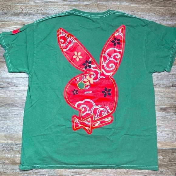 Playboy Metallic Paisley Limited Edition Bunny Shirt large - Picture 1 of 6
